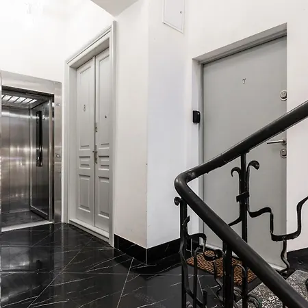 Apartment Old Town With Private Rooftop Jacuzzi And The Sky Views ! Balcony Ac Wifi Parking Krakow